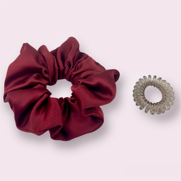 HANDMADE satin spiral hair scrunchie, deep red - Picture 2 of 4